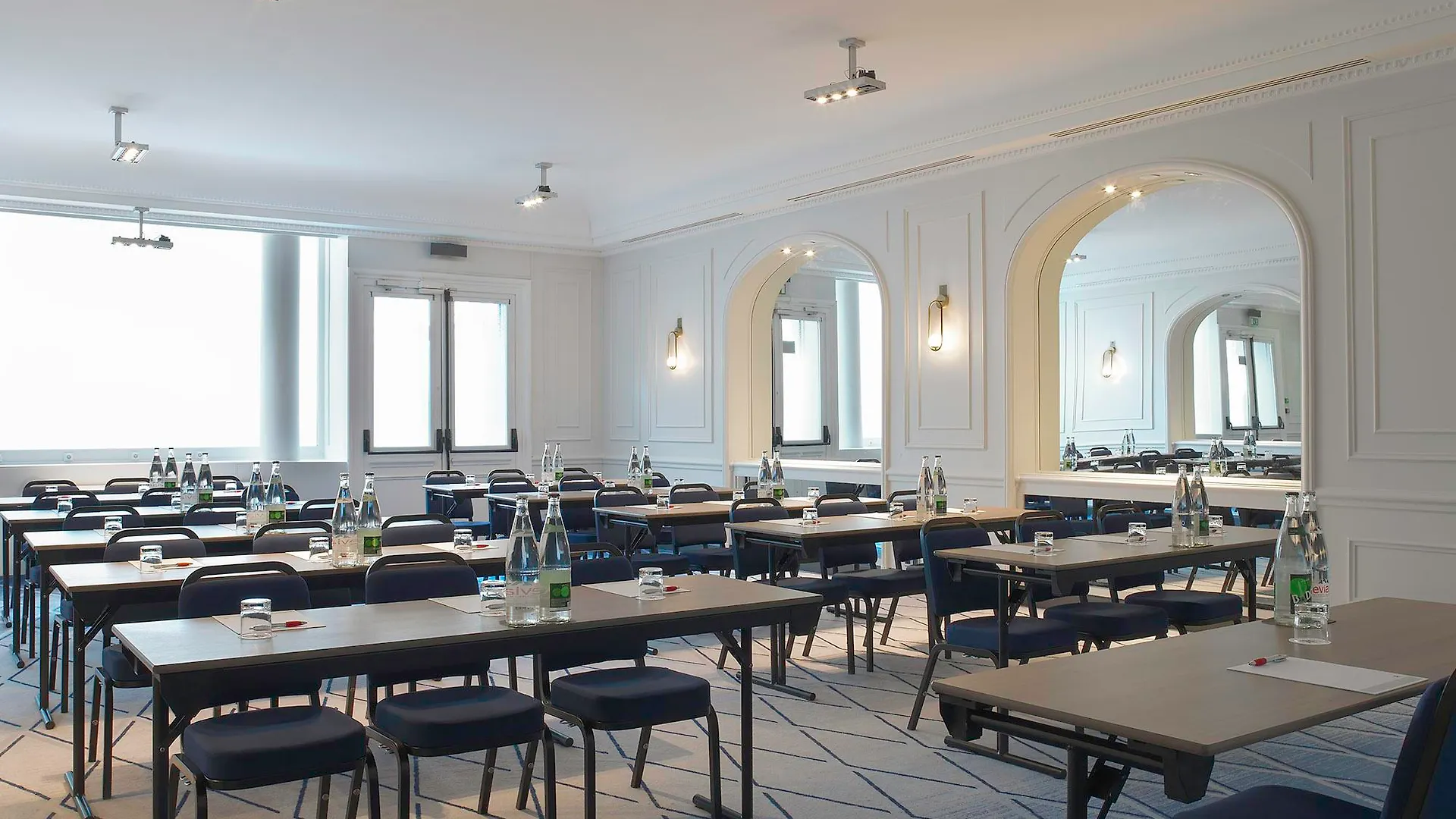 ****  Paris Marriott Opera Ambassador Hotel France